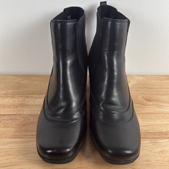 Clarks bendables leather boots - Picture 9 of 16